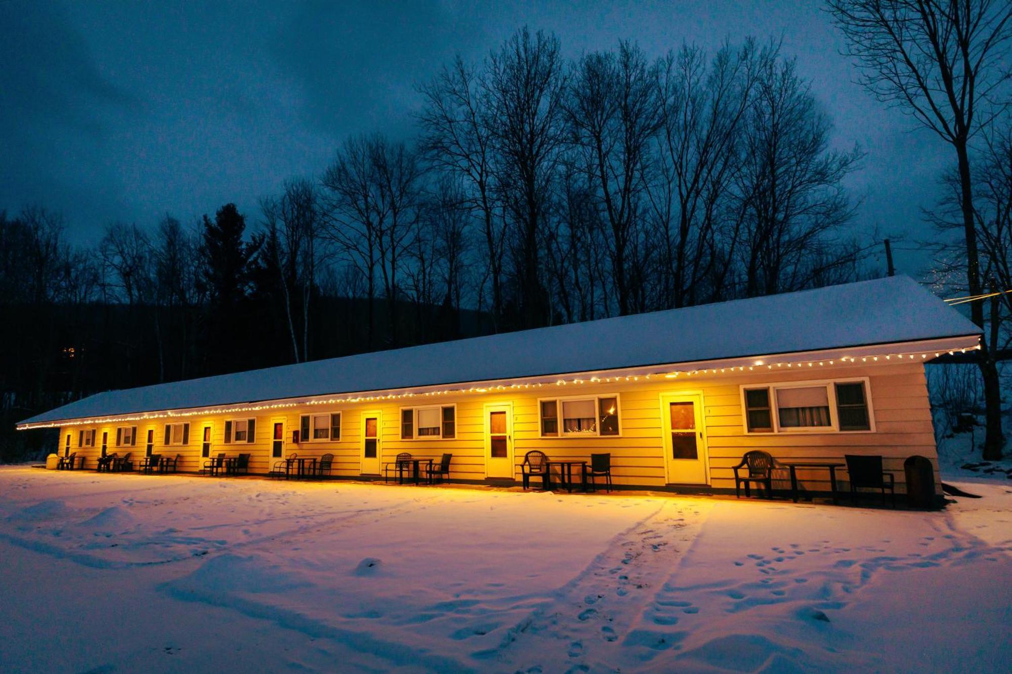 Jimmy Oconnor'S Windham Mtn Inn Bagian luar foto